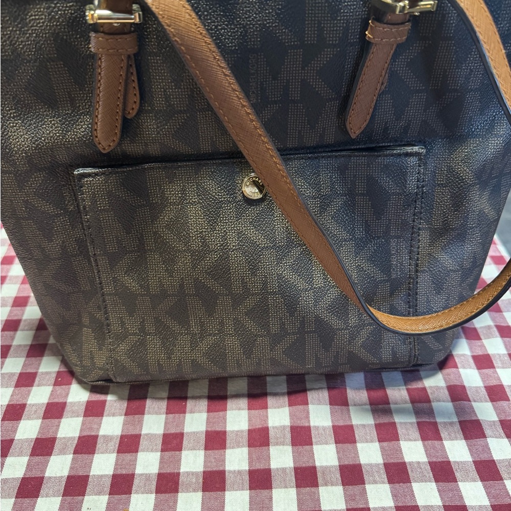 Micheal kors purse